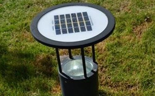 别墅庭院氛围营造：中宁草坪灯选型与布光技巧